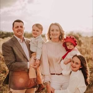 Meet your Posher, Brooke